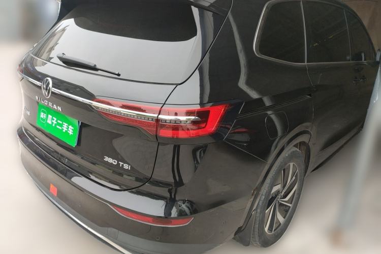 Used Volkswagen Viloran 2023 380TSI Luxury Edition Rear Right 45 Deg