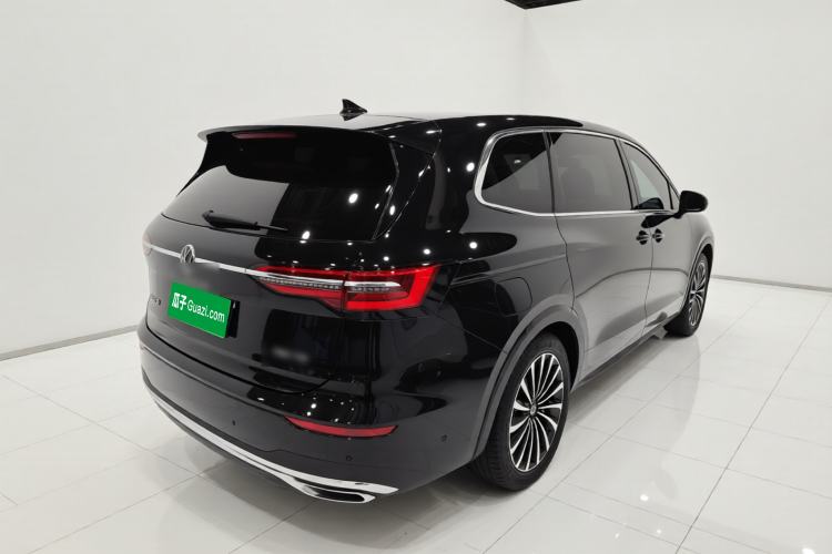 Used Volkswagen Viloran 2023 380TSI Prestige Edition Rear Right 45 Deg