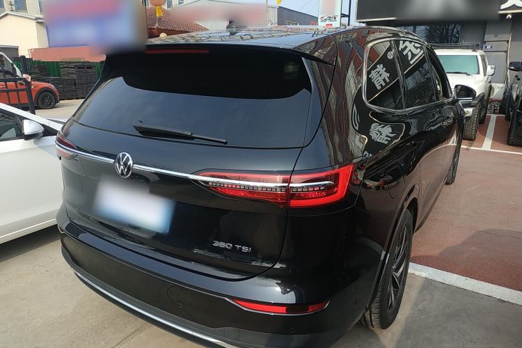 Used Volkswagen Viloran 2023 380TSI Luxury Edition Rear Right 45 Deg