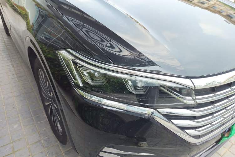 Used Volkswagen Viloran 2023 Revised 380TSI Prestige Edition Right Front Headlight