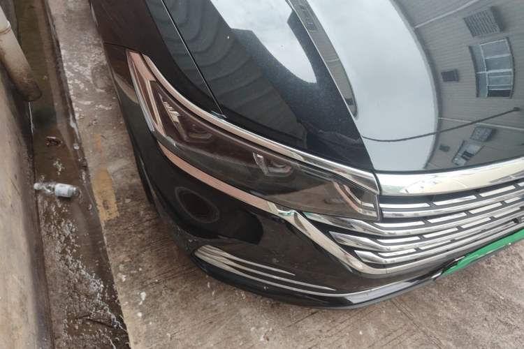 Used Volkswagen Viloran 2023 Revised 380TSI Prestige Edition Right Front Headlight