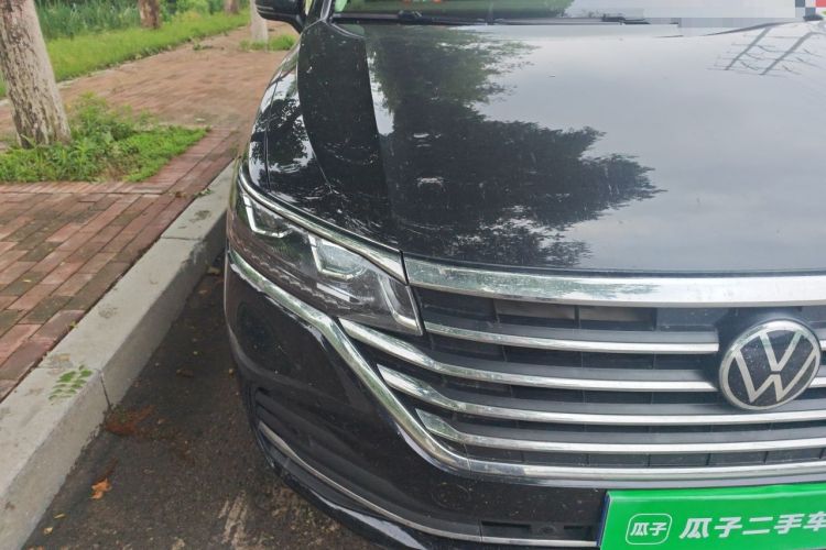 Used Volkswagen Viloran 2023 380TSI Luxury Edition Right Front Headlight