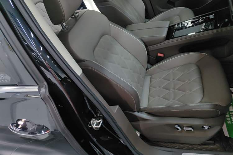 Used Volkswagen Viloran 2023 380TSI Flagship Edition Right Front Seat