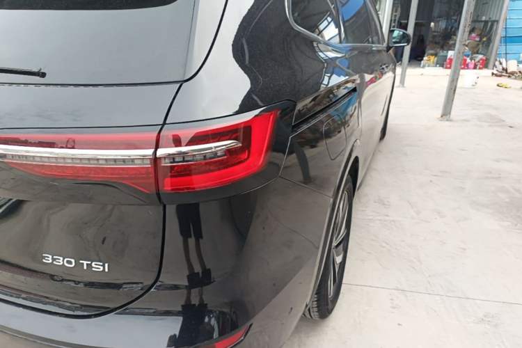 Used Volkswagen Viloran 2023 Facelift 330TSI Luxury Edition Right Rear Taillight
