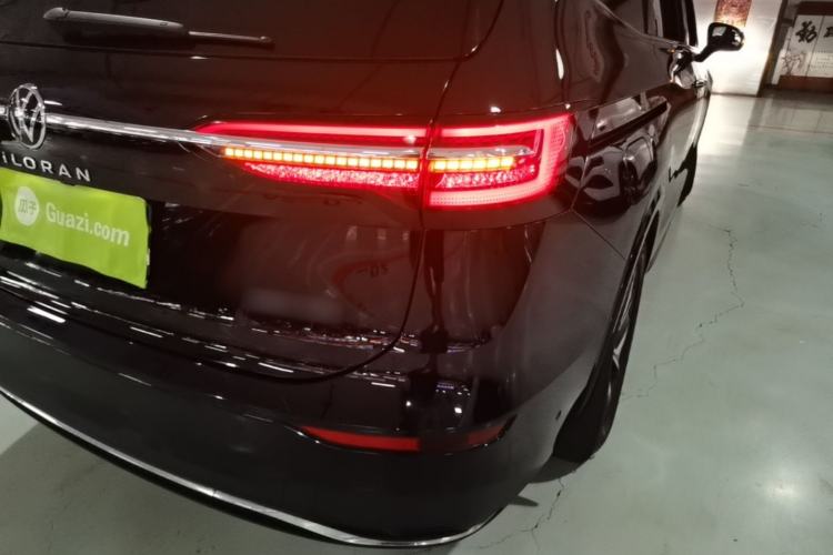 Used Volkswagen Viloran 2023 380TSI Luxury Edition Right Rear Taillight