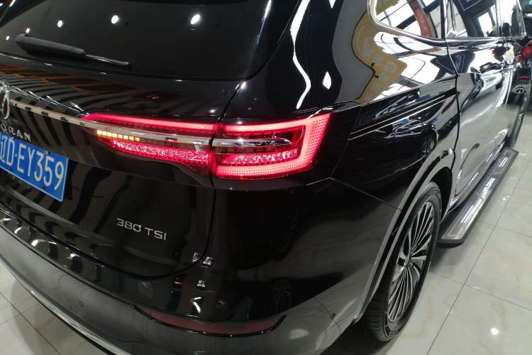 Used Volkswagen Viloran 2023 380TSI Prestige Edition Right Rear Taillight