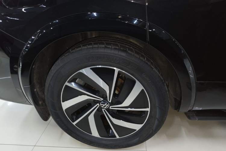 Used Volkswagen Viloran 2023 Revised Version 380TSI Luxury Edition Right Rear Wheel Hub