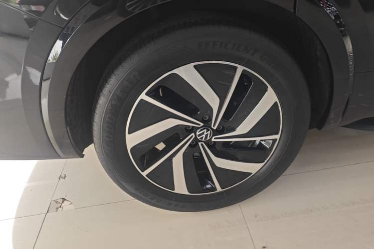 Used Volkswagen Viloran 2023 380TSI Luxury Edition Right Rear Wheel Hub
