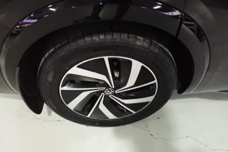 Used Volkswagen Viloran 2023 380TSI Luxury Edition Right Rear Wheel Hub