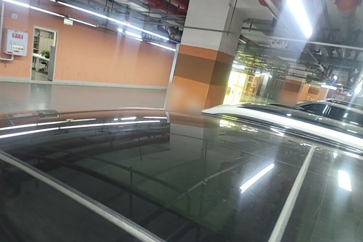 Used Volkswagen Viloran 2023 380TSI Luxury Edition Roof