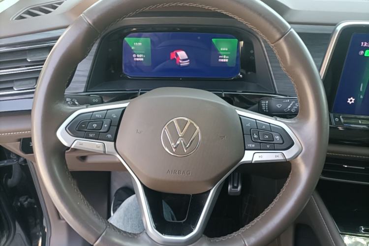 Used Volkswagen Viloran 2023 380TSI Prestige Edition Steering Wheel