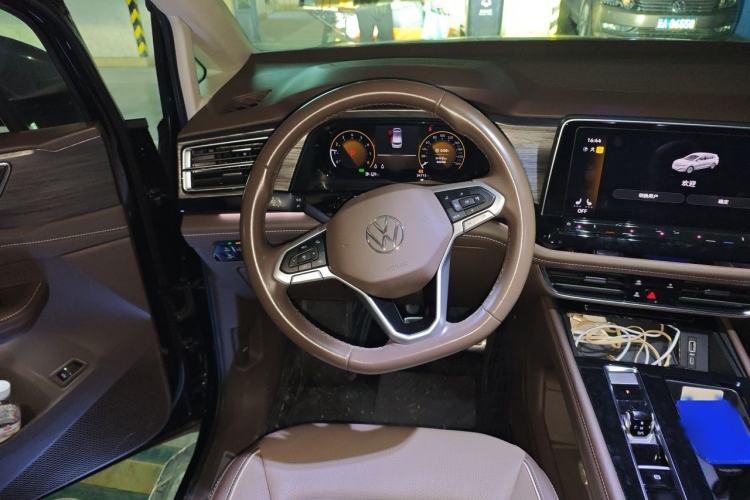 Used Volkswagen Viloran 2023 380TSI Prestige Edition Steering Wheel