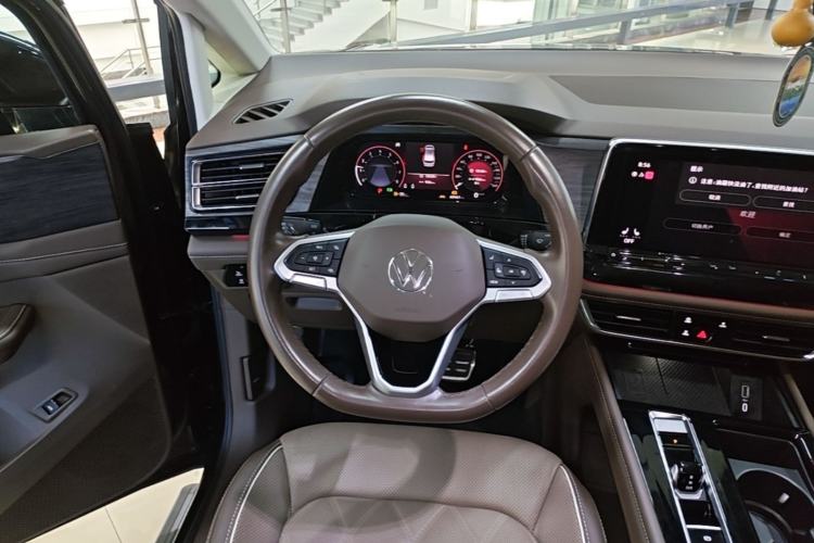 Used Volkswagen Viloran 2023 380TSI Prestige Edition Steering Wheel