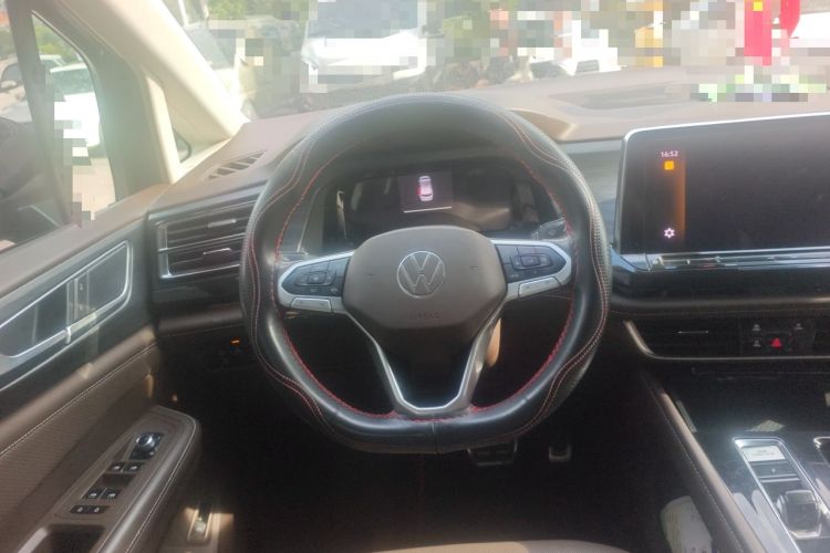 Used Volkswagen Viloran 2023 380TSI Luxury Edition Steering Wheel