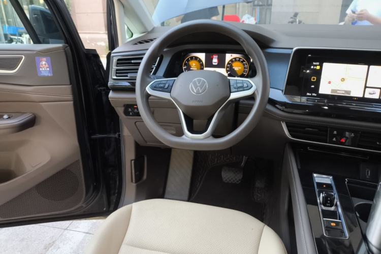 Used Volkswagen Viloran 2023 Revised 330TSI Business Edition Steering Wheel