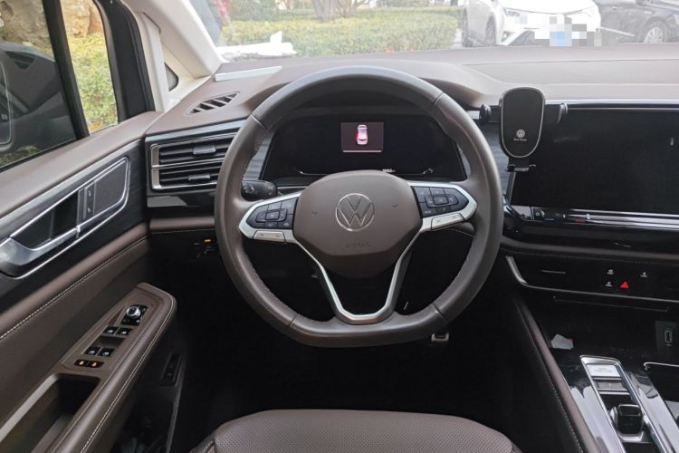 Used Volkswagen Viloran 2023 Revised Version 380TSI Luxury Edition Steering Wheel