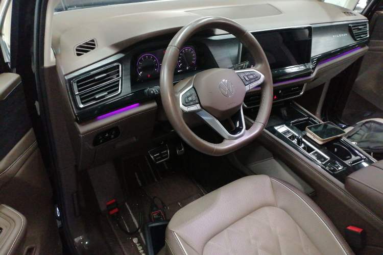 Used Volkswagen Viloran 2023 380TSI Prestige Edition Steering Wheel