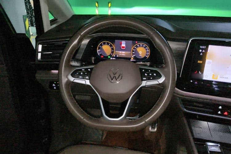 Used Volkswagen Viloran 2023 380TSI Prestige Edition Steering Wheel