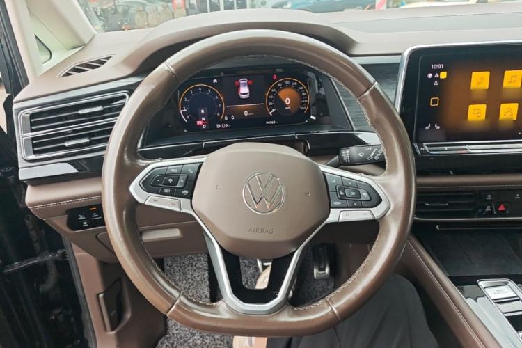 Used Volkswagen Viloran 2023 380TSI Luxury Edition Steering Wheel