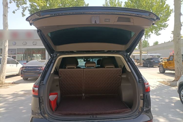 Used Volkswagen Viloran 2023 380TSI Prestige Edition Trunk