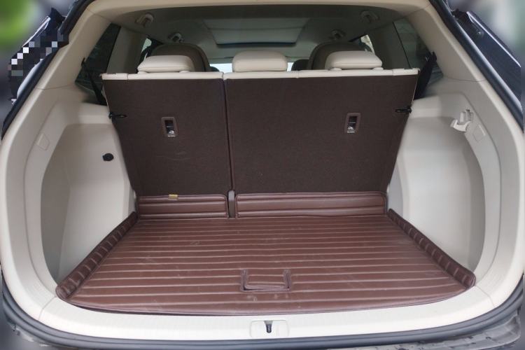 Used Volkswagen Viloran 2023 380TSI Prestige Edition Trunk