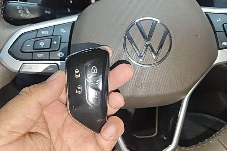 Used Volkswagen Viloran 2023 380TSI Luxury Edition Vehicle Key