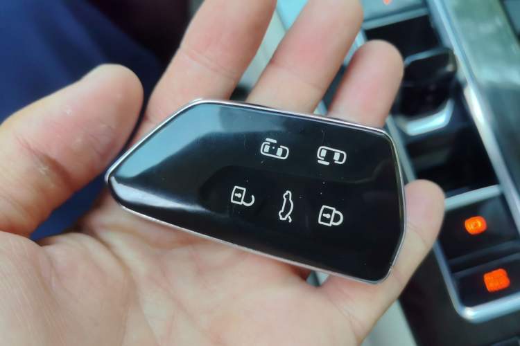 Used Volkswagen Viloran 2023 380TSI Luxury Edition Vehicle Key