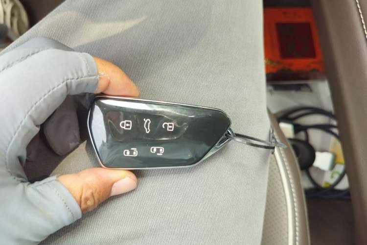 Used Volkswagen Viloran 2023 Revised 380TSI Prestige Edition Vehicle Key