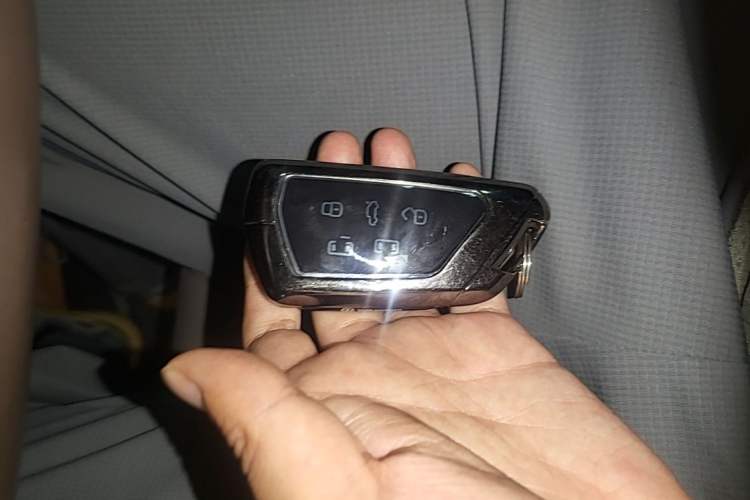 Used Volkswagen Viloran 2023 380TSI Luxury Edition Vehicle Key