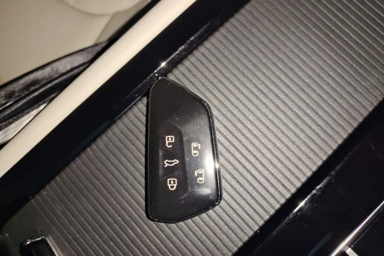 Used Volkswagen Viloran 2023 Revised Version 380TSI Luxury Edition Vehicle Key