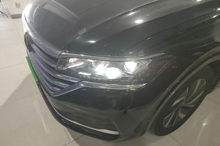 Used Volkswagen Viloran 2023 380TSI Luxury Edition Left Front Headlight