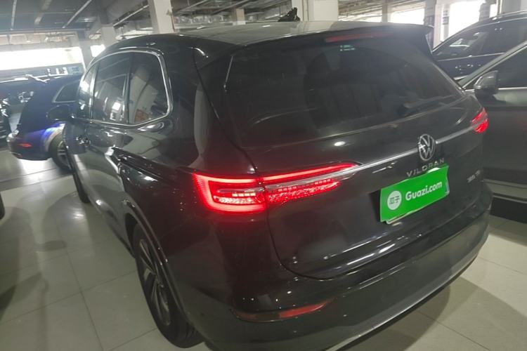 Used Volkswagen Viloran 2023 380TSI Luxury Edition Rear Left 45 Deg