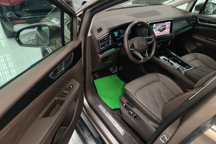Used Volkswagen Viloran 2023 380TSI Prestige Edition Driver Seat