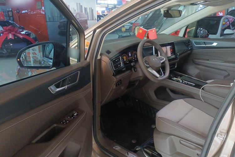 Used Volkswagen Viloran 2023 330TSI Business Edition Driver Seat