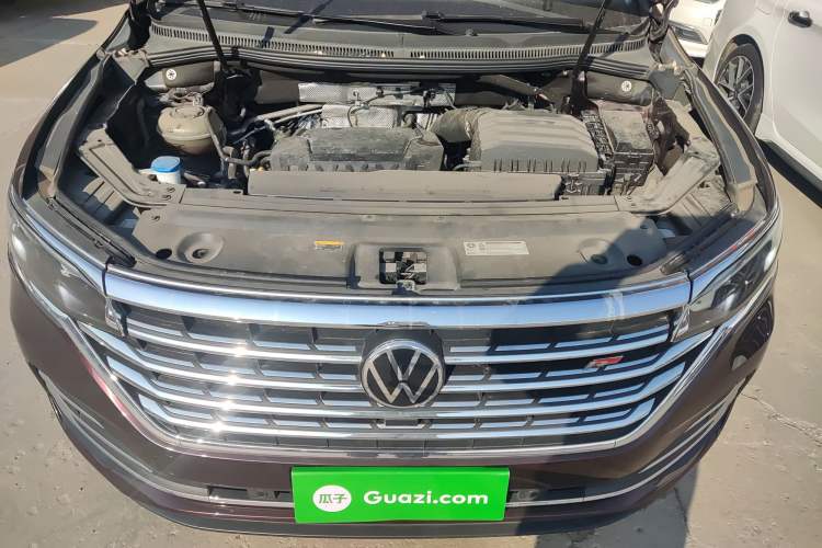 Used Volkswagen Viloran 2023 380TSI Prestige Edition Engine Bay