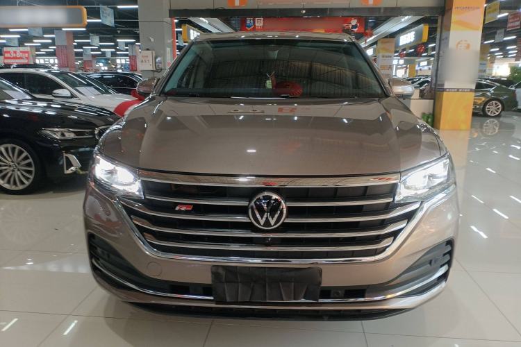 Used Volkswagen Viloran 2023 330TSI Business Edition Front