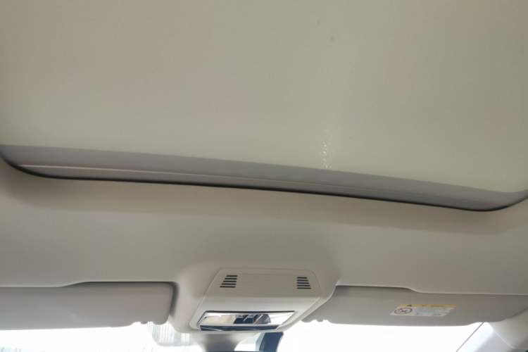 Used Volkswagen Viloran 2023 380TSI Prestige Edition Headliner