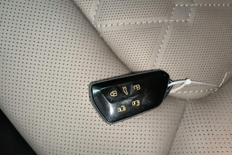 Used Volkswagen Viloran 2023 380TSI Prestige Edition Interior 1