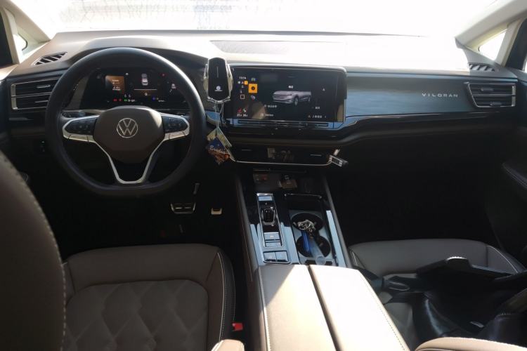 Used Volkswagen Viloran 2023 380TSI Prestige Edition Interior 2