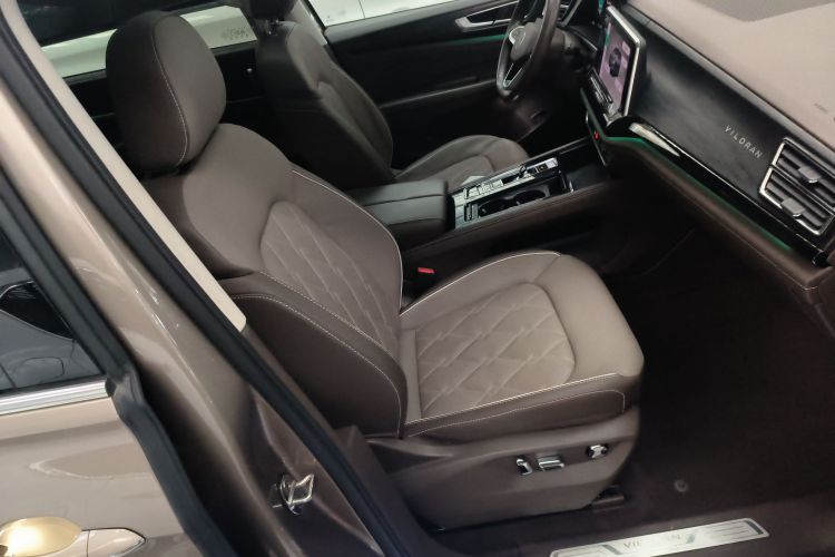 Used Volkswagen Viloran 2023 380TSI Prestige Edition Right Front Seat