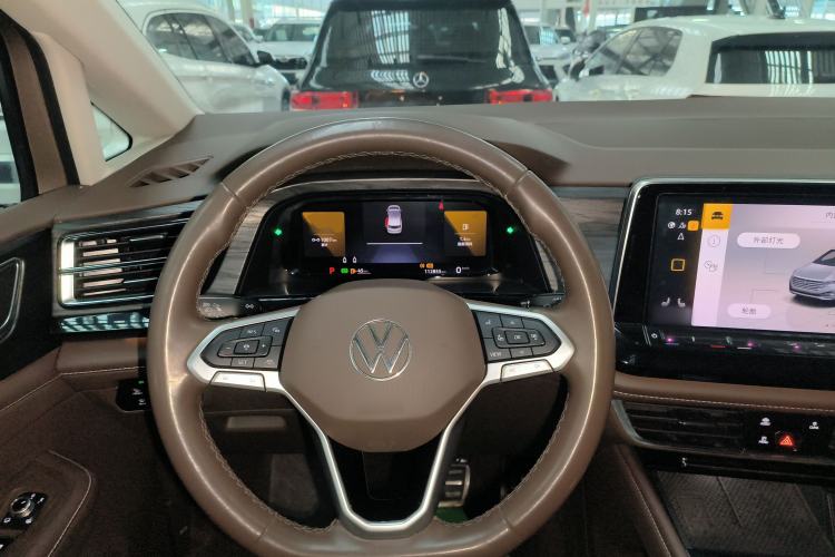 Used Volkswagen Viloran 2023 380TSI Prestige Edition Steering Wheel