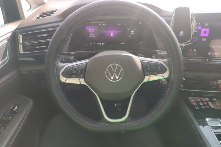 Used Volkswagen Viloran 2023 380TSI Prestige Edition Steering Wheel