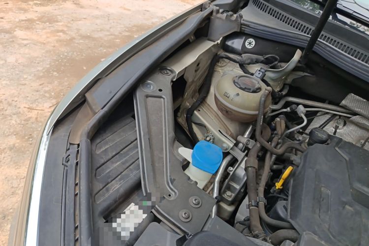 Used Volkswagen Viloran 2023 Revised 380TSI Prestige Edition Engine Bay Right