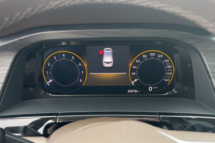 Used Volkswagen Viloran 2023 Revised Version 380TSI Luxury Edition Instrument Cluster