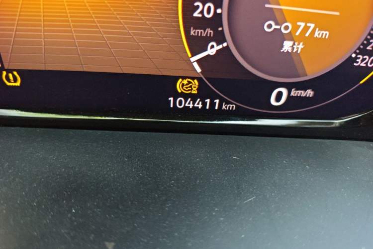 Used Volkswagen Viloran 2023 Facelift 330TSI Luxury Edition Odometer Close Up