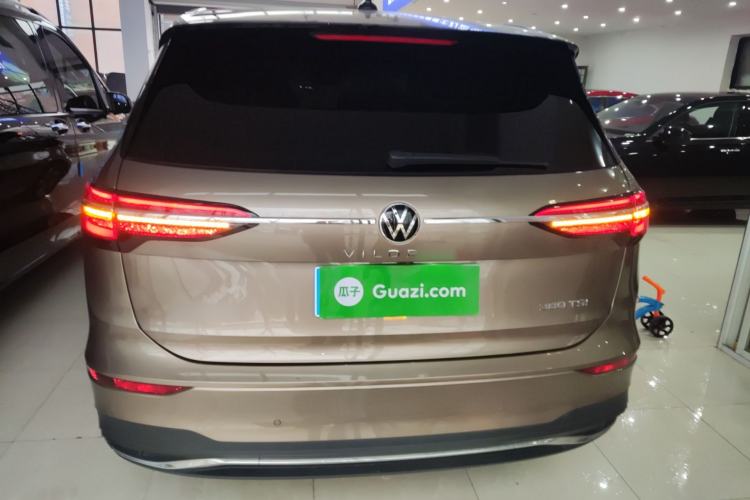 Used Volkswagen Viloran 2023 380TSI Luxury Edition Rear