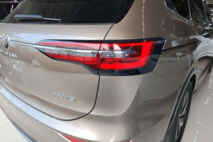 Used Volkswagen Viloran 2023 380TSI Luxury Edition Right Rear Taillight