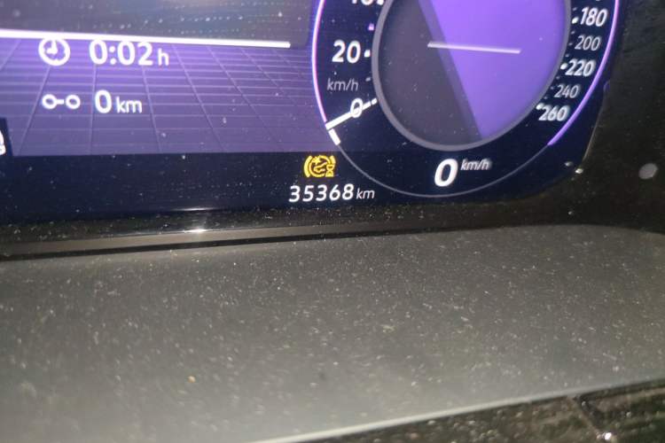 Used Volkswagen Viloran 2023 380TSI Prestige Edition Odometer Close Up