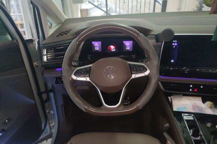 Used Volkswagen Viloran 2023 380TSI Prestige Edition Steering Wheel