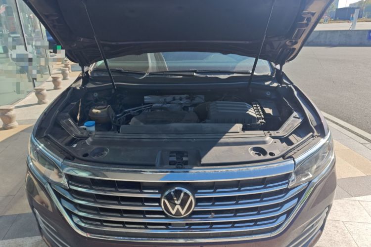 Used Volkswagen Viloran 2023 380TSI Prestige Edition Engine Bay